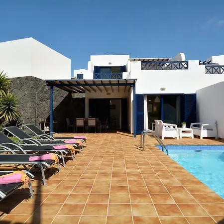 Yucas Villa *