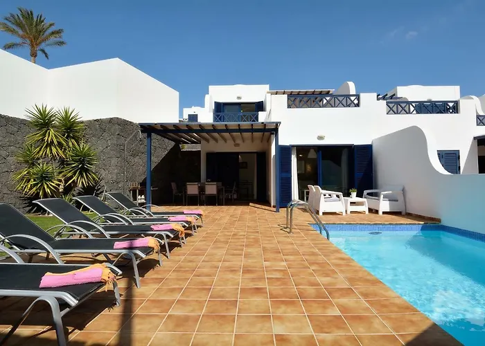 Yucas Villa *